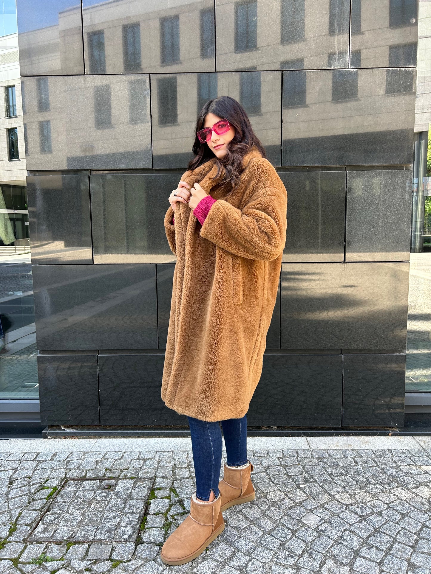 Cappotto Teddy in lana di pecora •                                                                                                                                                                      colore cammello